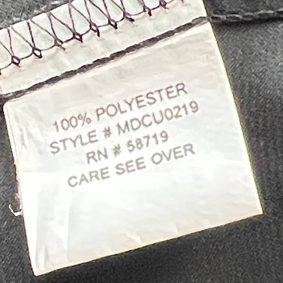 Notations Black Sleeveless Blouse - Picture 6 of 7